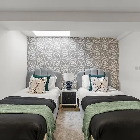 Modern Getaway - Close To The Centre *